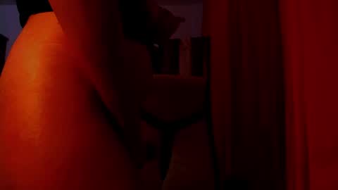 amy        online show from February 2025 11:50:01 PM