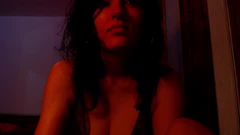 amy        online show from September 2025 09:24:01 AM