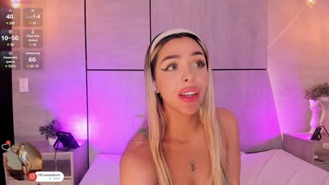 A D D I S O N  online show from January 2025 02:14:01 AM