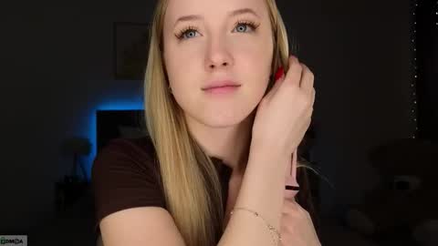 Snapshot of adele_armas chatting on February 2026 09:05:02 PM Adele online show from February 2026 09:05:02 PM