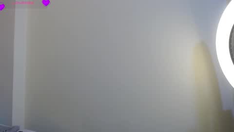 adele cruzz online show from February 2026 07:01:02 PM