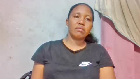 Snapshot of adelealy chatting on June 2026 01:19:02 AM adelealy online show from June 2026 01:19:02 AM