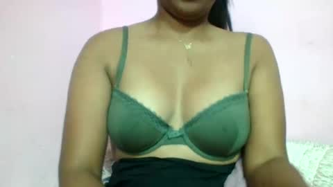 Snapshot of adelealy chatting on July 2026 02:05:17 AM adelealy online show from July 2026 02:05:17 AM