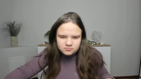 adelecruzz online show from January 2025 12:50:02 PM