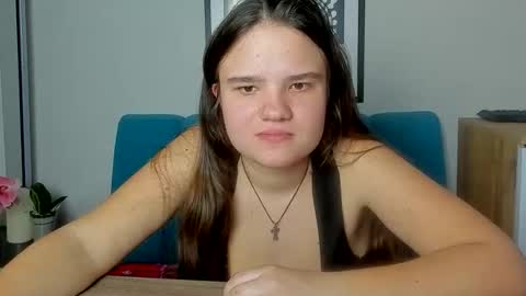 adelecruzz online show from March 2026 01:15:02 PM