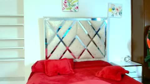 Snapshot of adelefunn chatting on December 2025 01:38:02 PM Adele online show from December 2025 01:38:02 PM