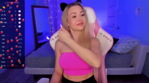 Adele online show from December 2025 02:10:02 AM