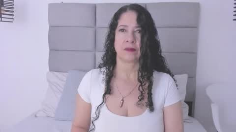 Adele Smithh online show from February 2026 11:54:01 AM