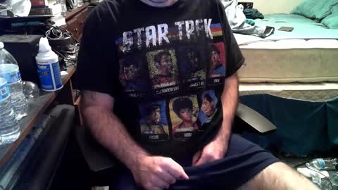 adelhi20 online show from November 2025 05:40:02 PM