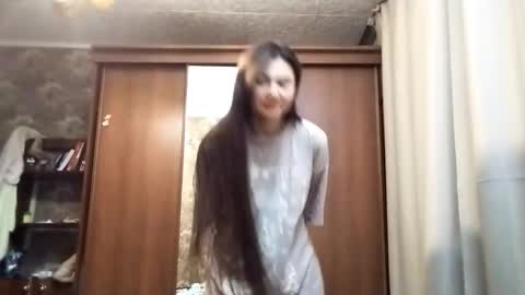 Anna online show from November 2025 03:05:01 PM