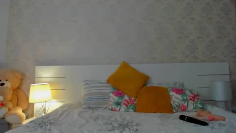 Snapshot of adellegirl chatting on February 2025 04:11:02 PM adellegirl online show from February 2025 04:11:02 PM