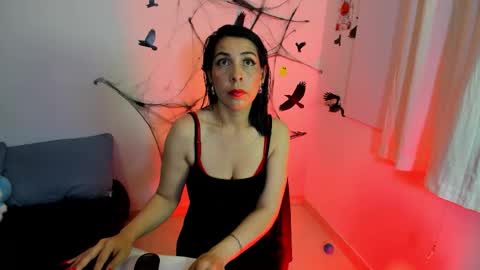 Snapshot of adellelennox_cg chatting on November 2025 09:08:01 AM Adelle online show from November 2025 09:08:01 AM