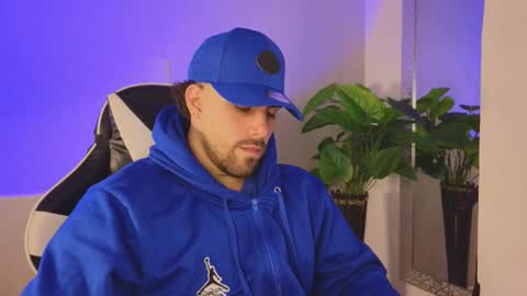 Ades online show from November 2025 11:36:02 AM