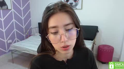 Snapshot of adhara_kitten chatting on October 2025 01:09:01 PM Adhara online show from October 2025 01:09:01 PM