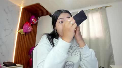 Snapshot of adhara_messy chatting on February 2026 02:04:02 PM ADHARA MESSY online show from February 2026 02:04:02 PM