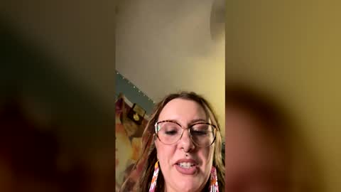 Snapshot of adirajade chatting on April 2026 04:46:01 AM adirajade online show from April 2026 04:46:01 AM