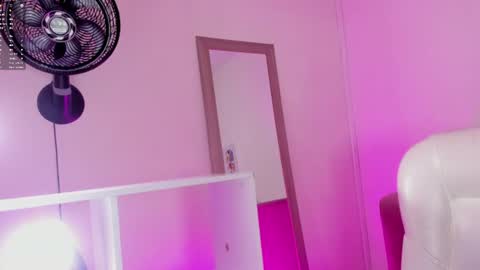 adison_reyes online show from July 2026 12:00:02 PM