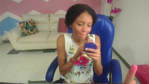 adisson_petite1 online show from October 2025 11:57:01 PM