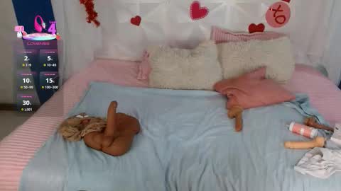 adisson_petite1 online show from February 2026 05:42:01 PM