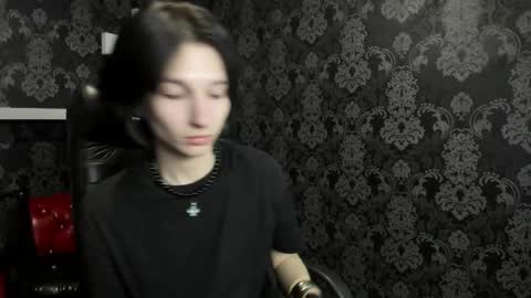 Snapshot of adonbev chatting on May 2026 05:12:01 AM adonbev online show from May 2026 05:12:01 AM