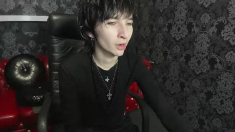 Snapshot of adonbev chatting on June 2026 05:27:01 AM adonbev online show from June 2026 05:27:01 AM