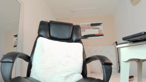 Snapshot of adonis_hot_xx chatting on February 2025 12:05:02 AM adonis_hot_xx online show from February 2025 12:05:02 AM