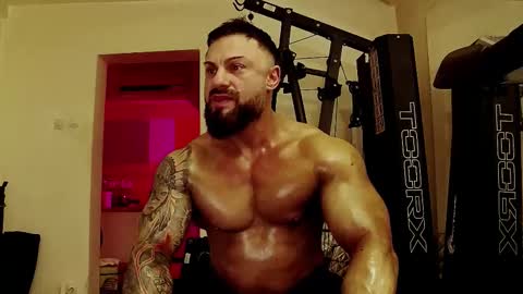 Adonis online show from September 2025 09:48:02 PM