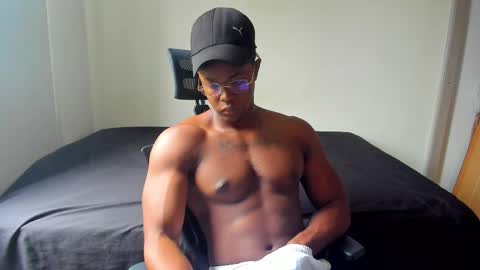 Snapshot of adonisknigh chatting on February 2025 12:43:02 PM Adonis Knight online show from February 2025 12:43:02 PM