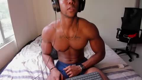 Snapshot of adonisknigh chatting on September 2025 07:24:02 PM Adonis Knight online show from September 2025 07:24:02 PM