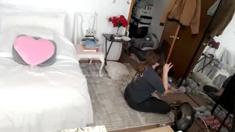 Snapshot of adorable22 chatting on February 2026 08:18:01 PM adorable22 online show from February 2026 08:18:01 PM