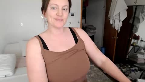 Snapshot of adorable22 chatting on February 2026 07:51:02 PM adorable22 online show from February 2026 07:51:02 PM