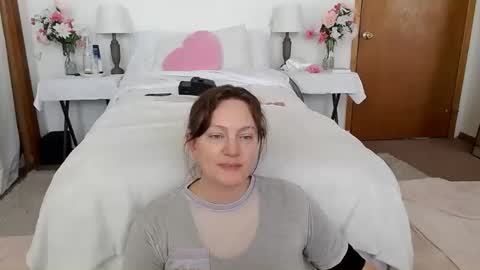 Snapshot of adorable22 chatting on February 2026 06:41:01 PM adorable22 online show from February 2026 06:41:01 PM