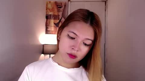 adorabletsforyouxx online show from September 2025 03:48:01 PM