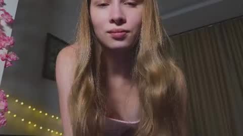 Lia  online show from July 2026 11:28:01 AM