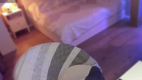 Victoria online show from January 2025 02:08:01 PM