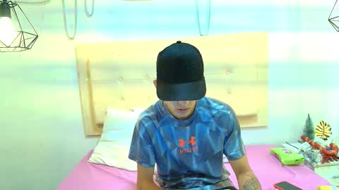 adrian_aa_21 online show from March 2026 05:33:02 AM