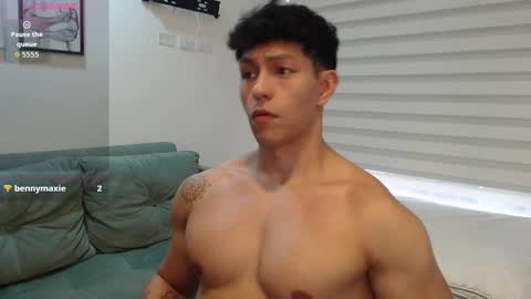 Adrian del Mar online show from February 2026 06:26:02 PM