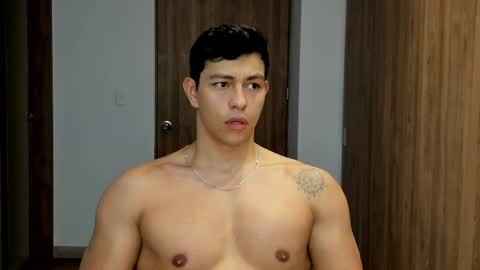 Snapshot of adrian_del_mar chatting on April 2026 05:00:02 PM Adrian del Mar online show from April 2026 05:00:02 PM