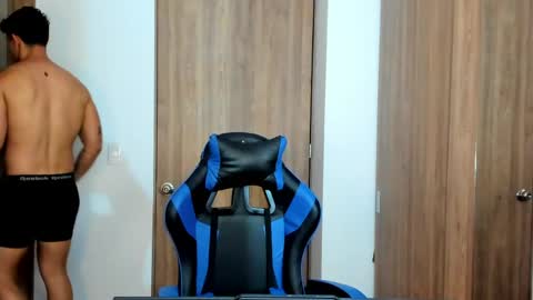 Snapshot of adrian_del_mar chatting on May 2026 10:38:02 PM Adrian del Mar online show from May 2026 10:38:02 PM