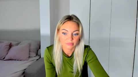 Adriana online show from May 2026 06:43:02 AM