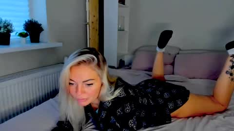 Adriana online show from May 2026 05:15:01 AM