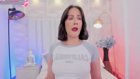 ADRIANA ROSSETTI online show from March 2026 05:37:02 AM