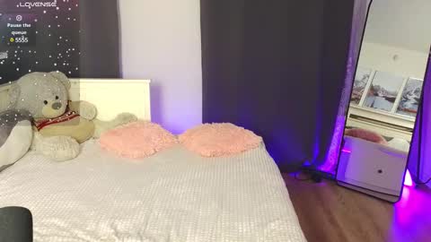 adrianawow1 online show from March 2025 03:51:02 AM