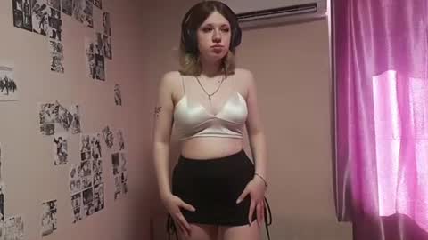 Snapshot of adriannamalango chatting on July 2026 12:42:01 PM Sofa online show from July 2026 12:42:01 PM