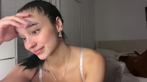 Snapshot of adriannarodriguez chatting on February 2025 03:50:01 AM Adrianna  online show from February 2025 03:50:01 AM