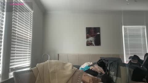 Snapshot of adriannarodriguez chatting on September 2025 06:18:02 PM Adrianna  online show from September 2025 06:18:02 PM