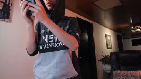 Adrian Williams online show from November 2025 10:43:02 PM