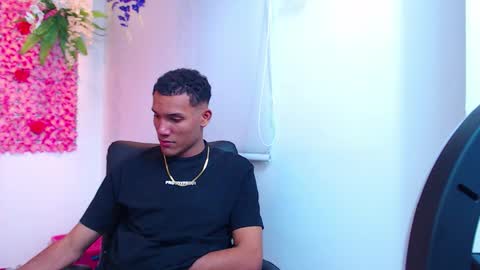 Snapshot of adriel_and_risitos_ chatting on September 2025 06:15:02 AM adriel_and_risitos_ online show from September 2025 06:15:02 AM
