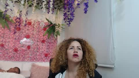 Snapshot of adriel_and_risitos_ chatting on September 2025 05:42:01 AM adriel_and_risitos_ online show from September 2025 05:42:01 AM
