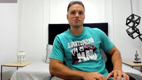 Snapshot of adrien_roche888 chatting on January 2025 11:45:02 PM Adrein Roche online show from January 2025 11:45:02 PM